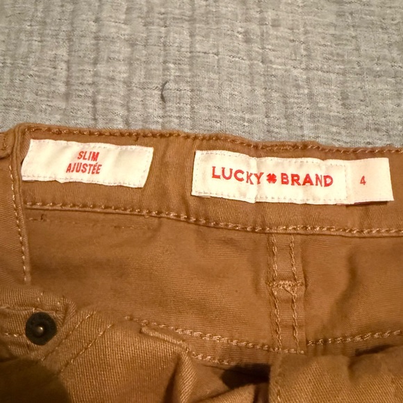 Lucky Brand Brown Jeans with Straight Legs and Sturdy Fabric - Picture 3 of 3